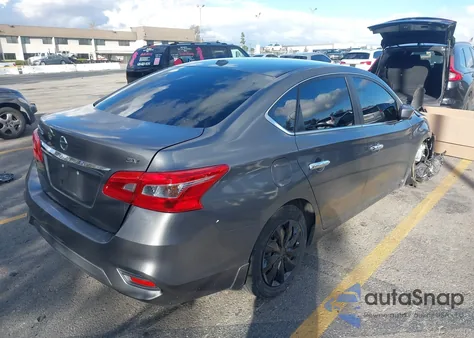 2016 Nissan Sentra Fe+ S/S/Sl/Sr/Sv z USA, uszkodzony, nr VIN 3N1AB7AP1GL641256